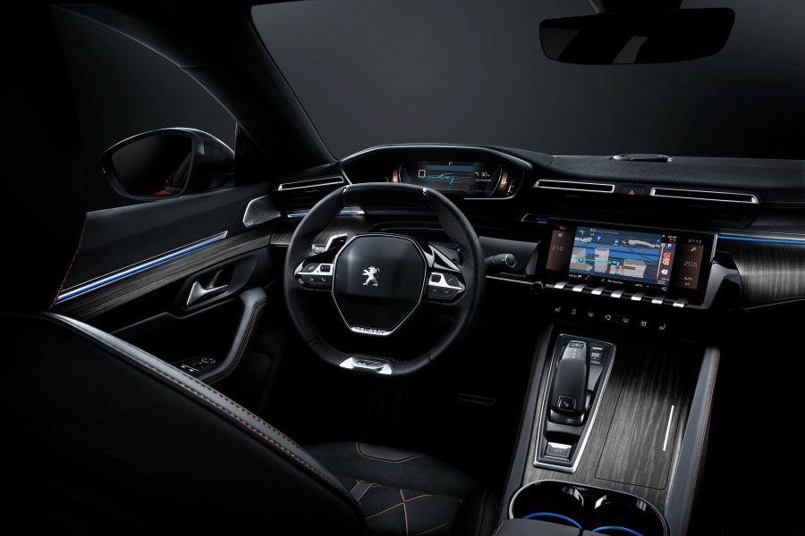Торпедо Peugeot 508 GT First Edition 2018 года  (WW) (фото 3 из 4)